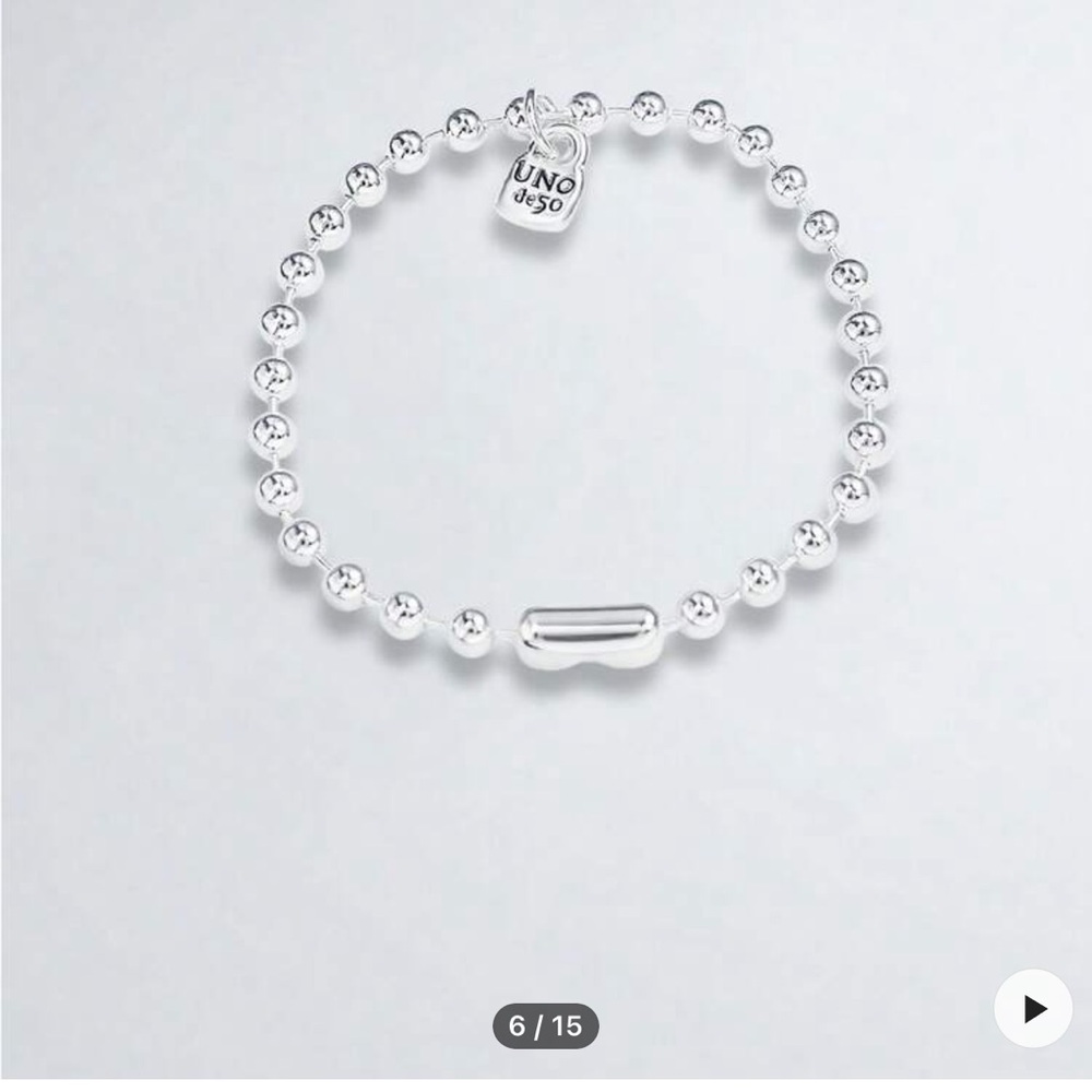 UNO de 50 Silver Beaded Stretch Bracelet